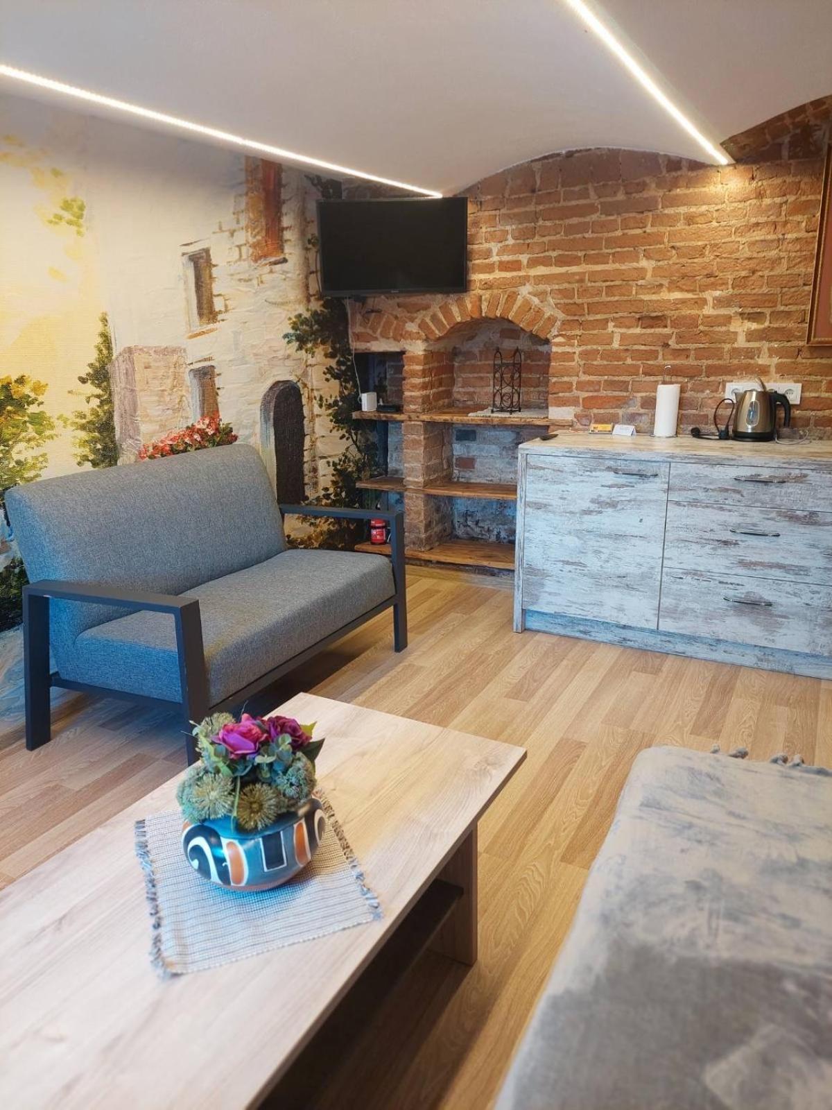 Lapiu Ola Appartement Utena Buitenkant foto